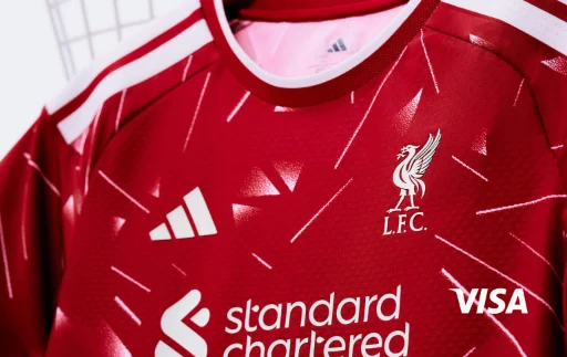 2026-27-home-kit-closeup-gallery-e__281_29_44190e967b970b7f8aeb020e2e3ad873